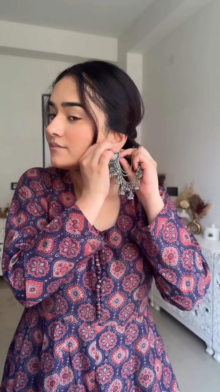 traditional Indian Kurta Pant Dupatta Set